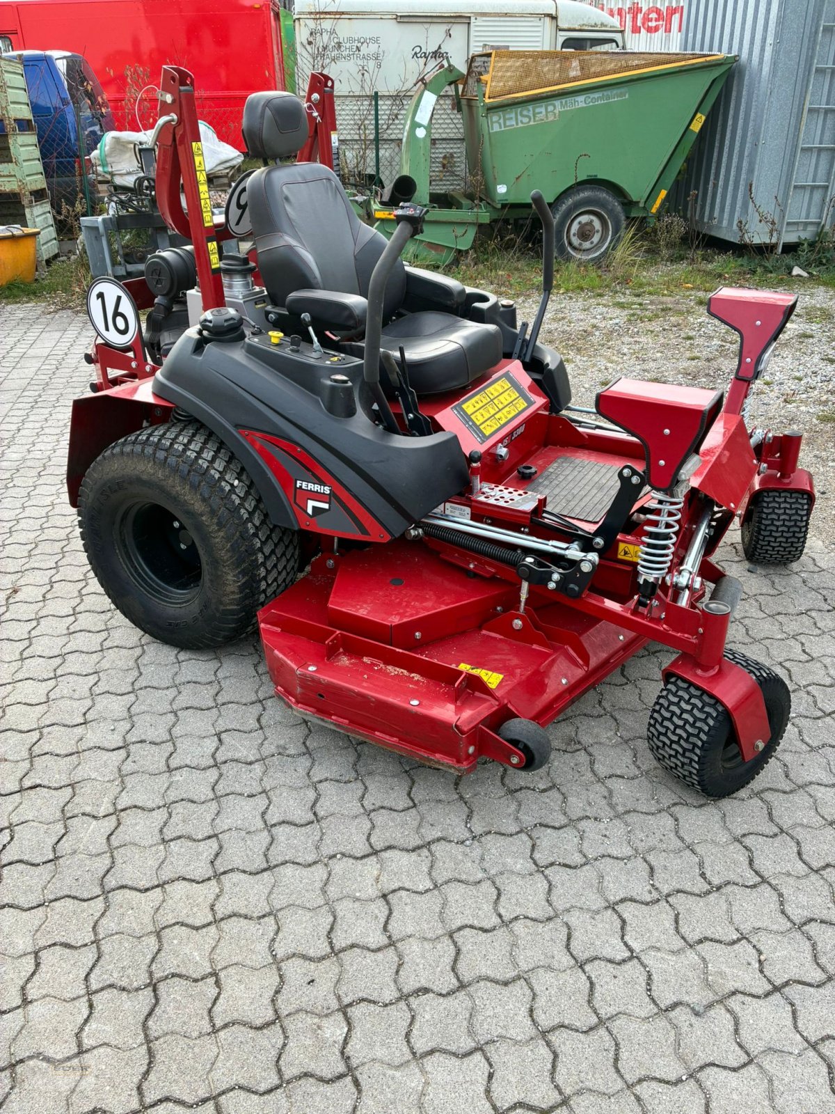Sitzrasenmäher от тип Ferris ISX 3300 Zero Turn, Gebrauchtmaschine в Kirchheim b. München (Снимка 2)