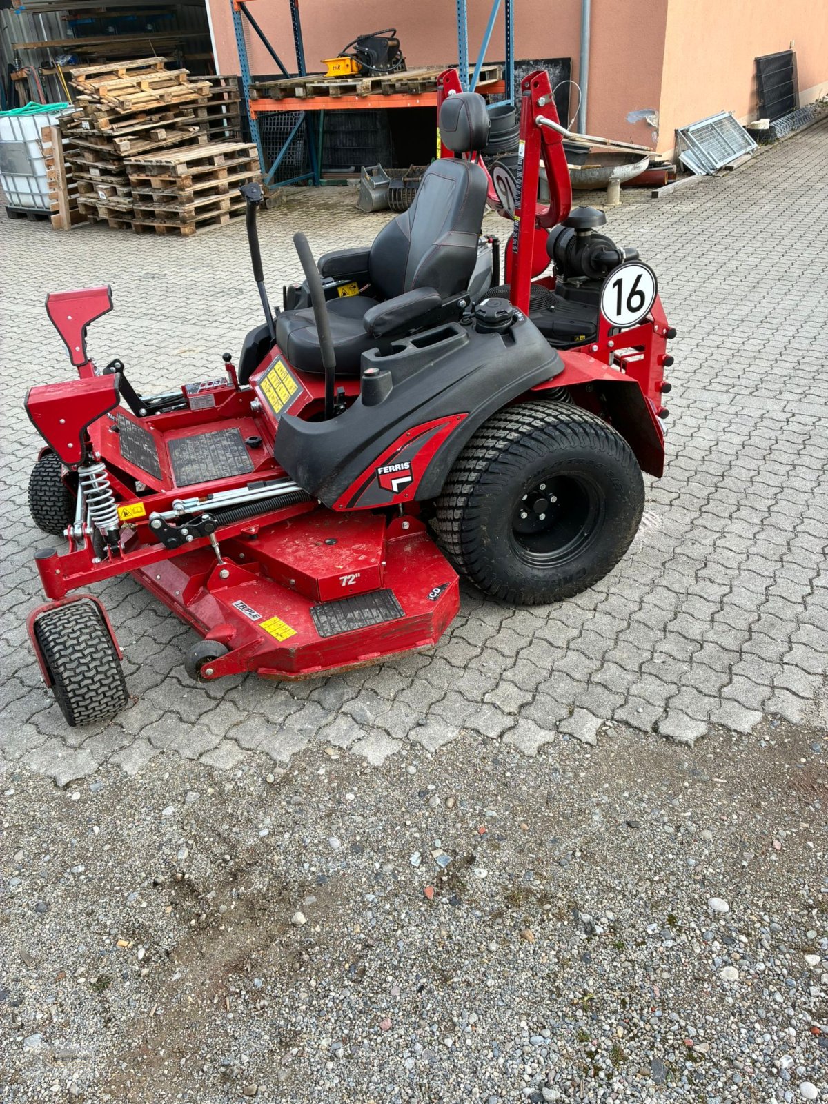 Sitzrasenmäher от тип Ferris ISX 3300 Zero Turn, Gebrauchtmaschine в Kirchheim b. München (Снимка 4)