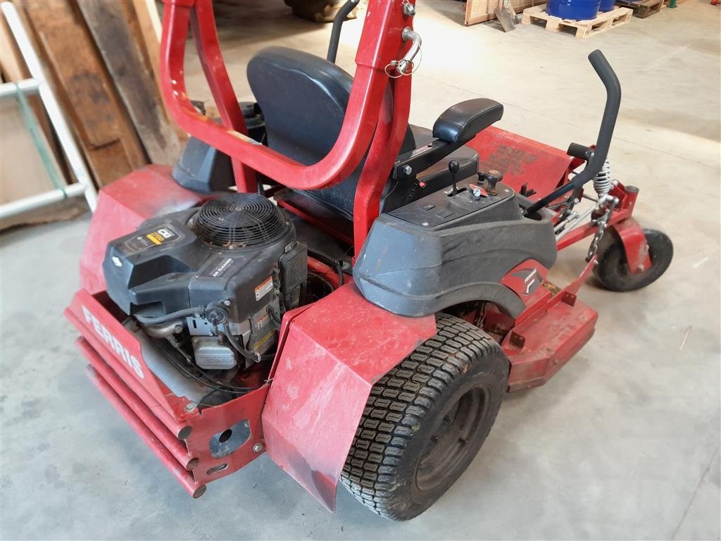 Sitzrasenmäher des Typs Ferris SX800, Gebrauchtmaschine in Gudbjerg (Bild 3)