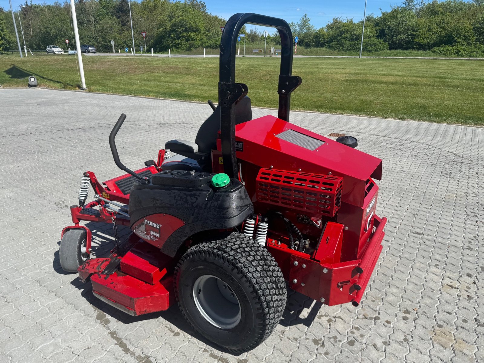 Sitzrasenmäher typu Ferris ZT 5100 IS 33HK, Gebrauchtmaschine v Thisted (Obrázek 4)