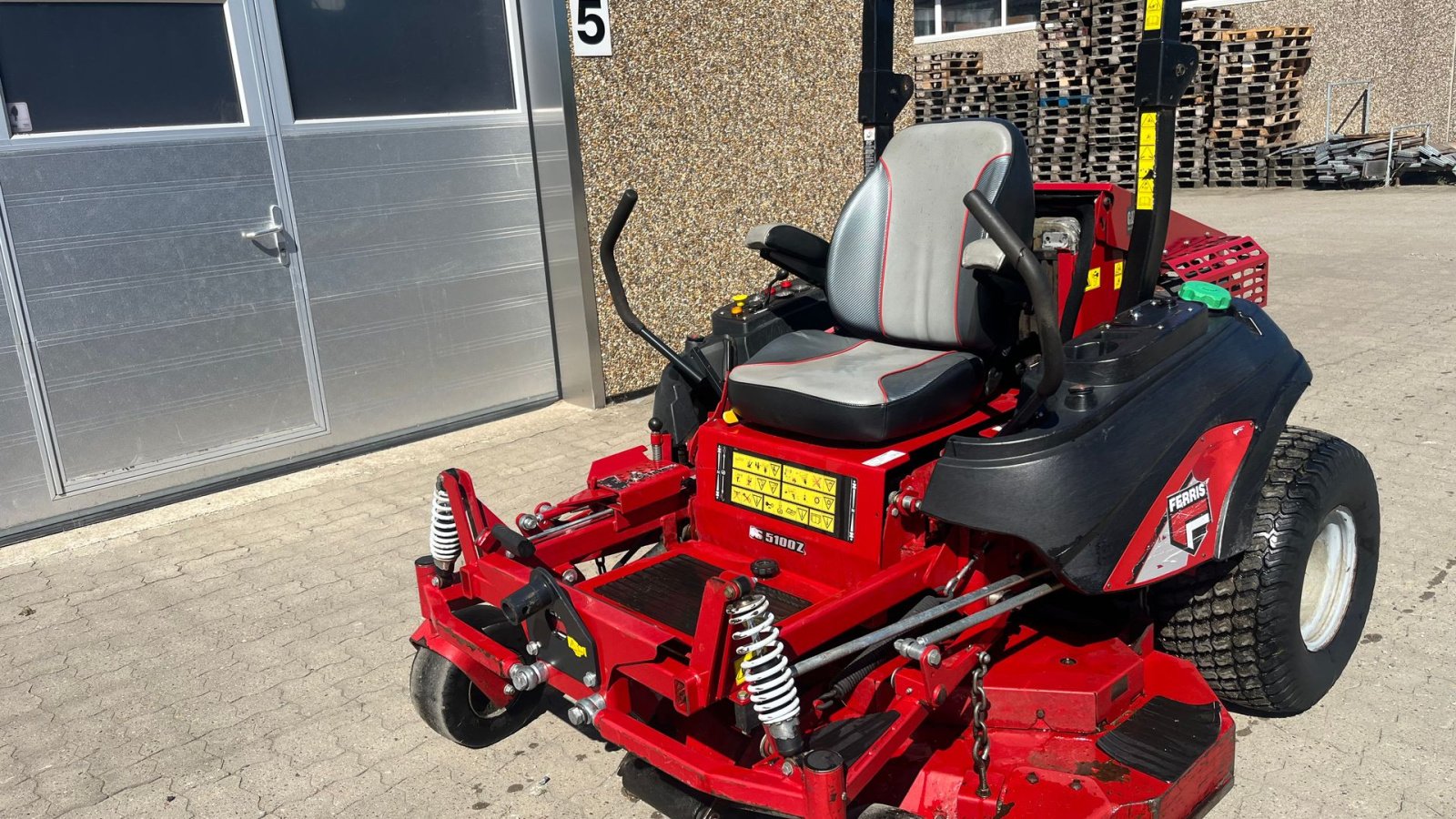 Sitzrasenmäher typu Ferris ZT 5100 IS med 155 cm klipper bagudkast, Gebrauchtmaschine v Vejle (Obrázek 3)