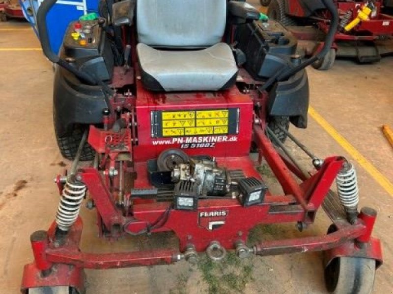 Sitzrasenmäher du type Ferris ZT 5100 IS, Gebrauchtmaschine en Rødding (Photo 1)