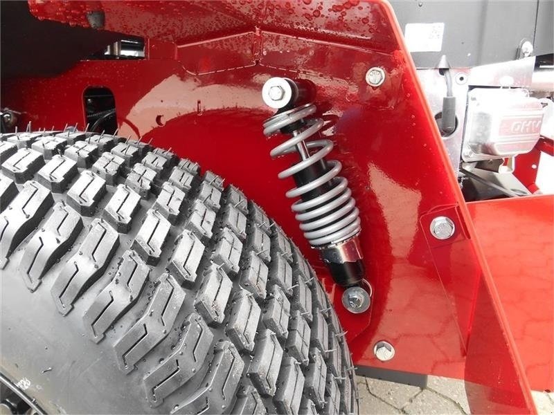 Sitzrasenmäher del tipo Ferris ZT 800 ISX, Gebrauchtmaschine In Mern (Immagine 8)