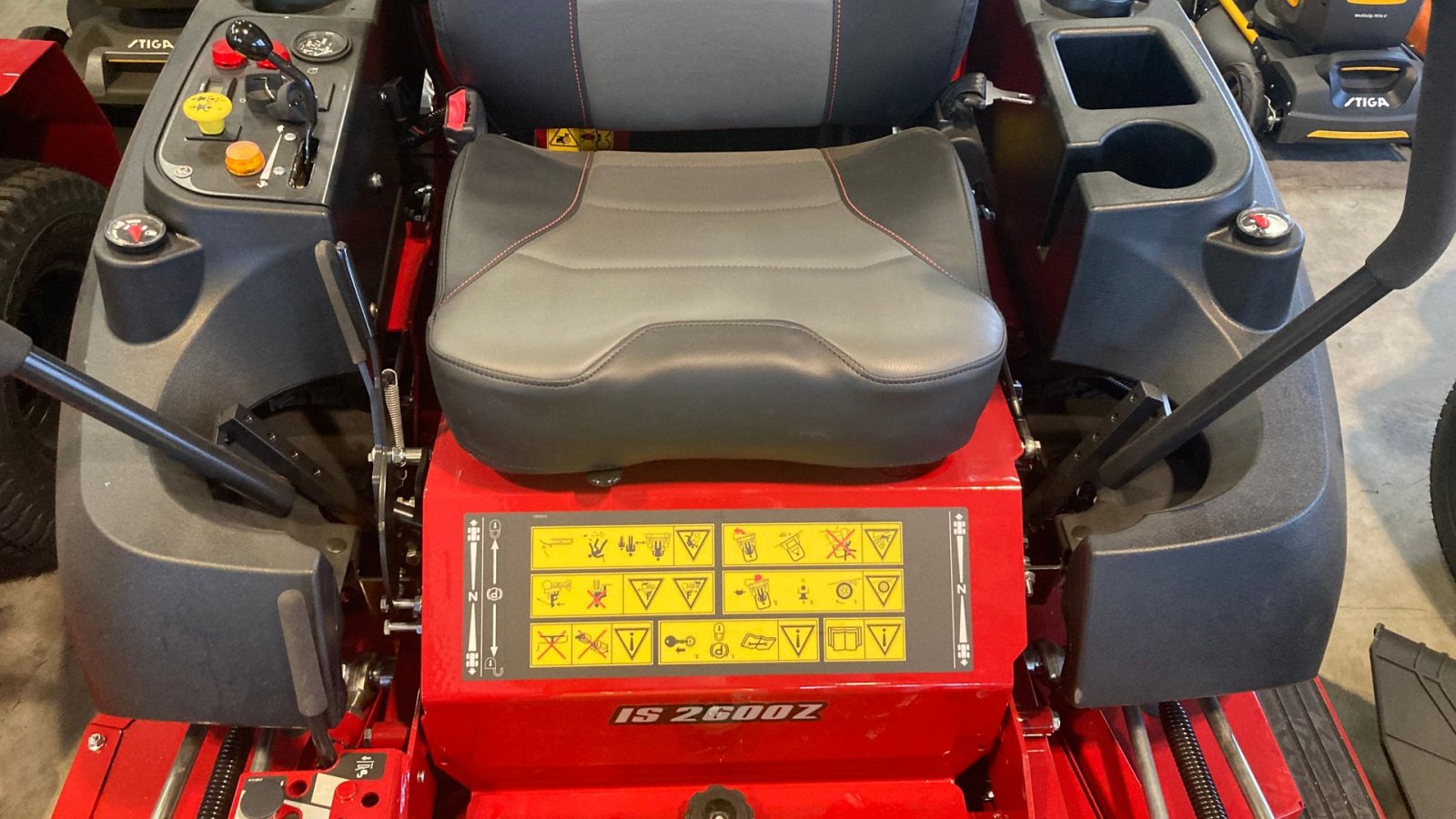 Sitzrasenmäher tip Ferris ZT2600 IS Stage V - Diesel - 155 cm, Gebrauchtmaschine in Roskilde (Poză 2)