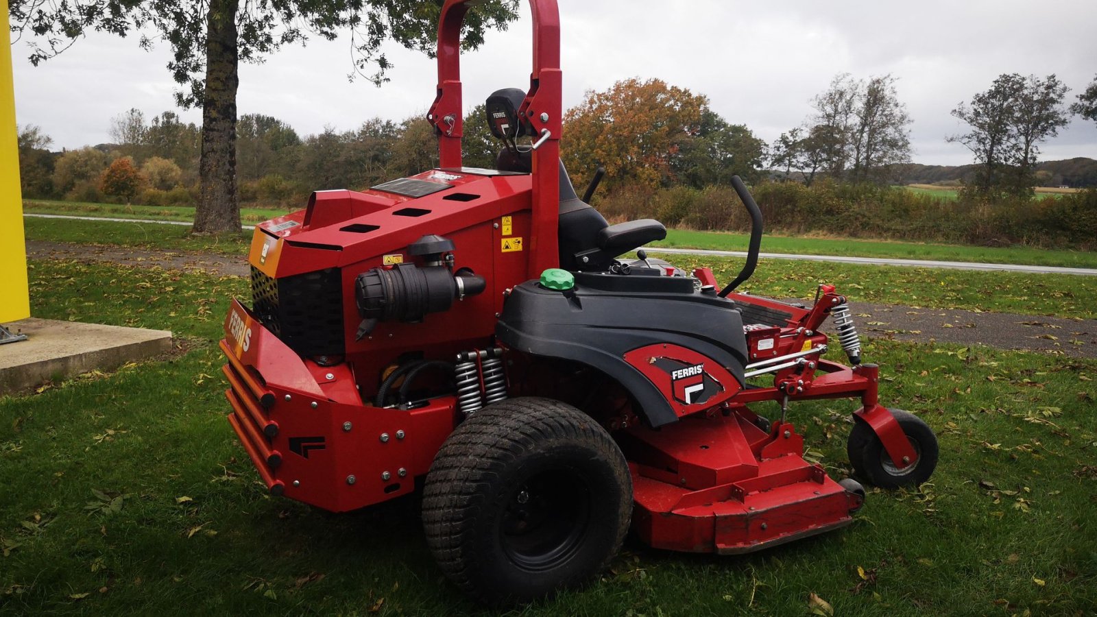 Sitzrasenmäher typu Ferris ZT6200IS, Gebrauchtmaschine v Glamsbjerg (Obrázek 4)