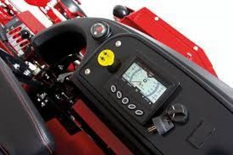 Sitzrasenmäher des Typs Ferris ZT6200IS, Gebrauchtmaschine in Glamsbjerg (Bild 5)