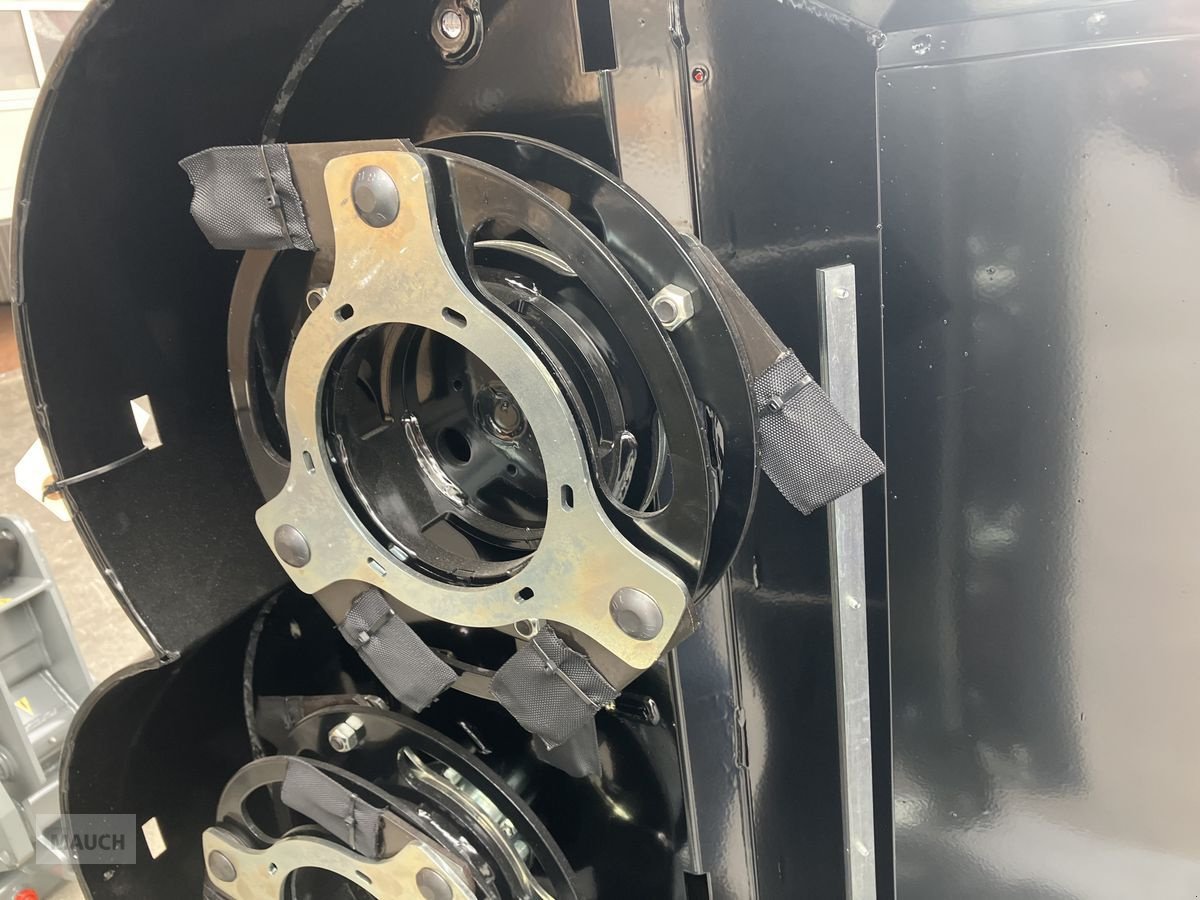 Sitzrasenmäher typu Greentec Heckenschneider RC 162, Neumaschine v Burgkirchen (Obrázek 2)