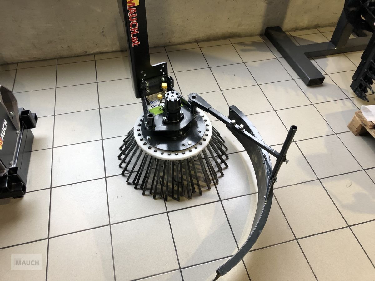 Sitzrasenmäher typu Greentec Wildkrautbürste BR 70 rechts, Neumaschine v Burgkirchen (Obrázek 1)