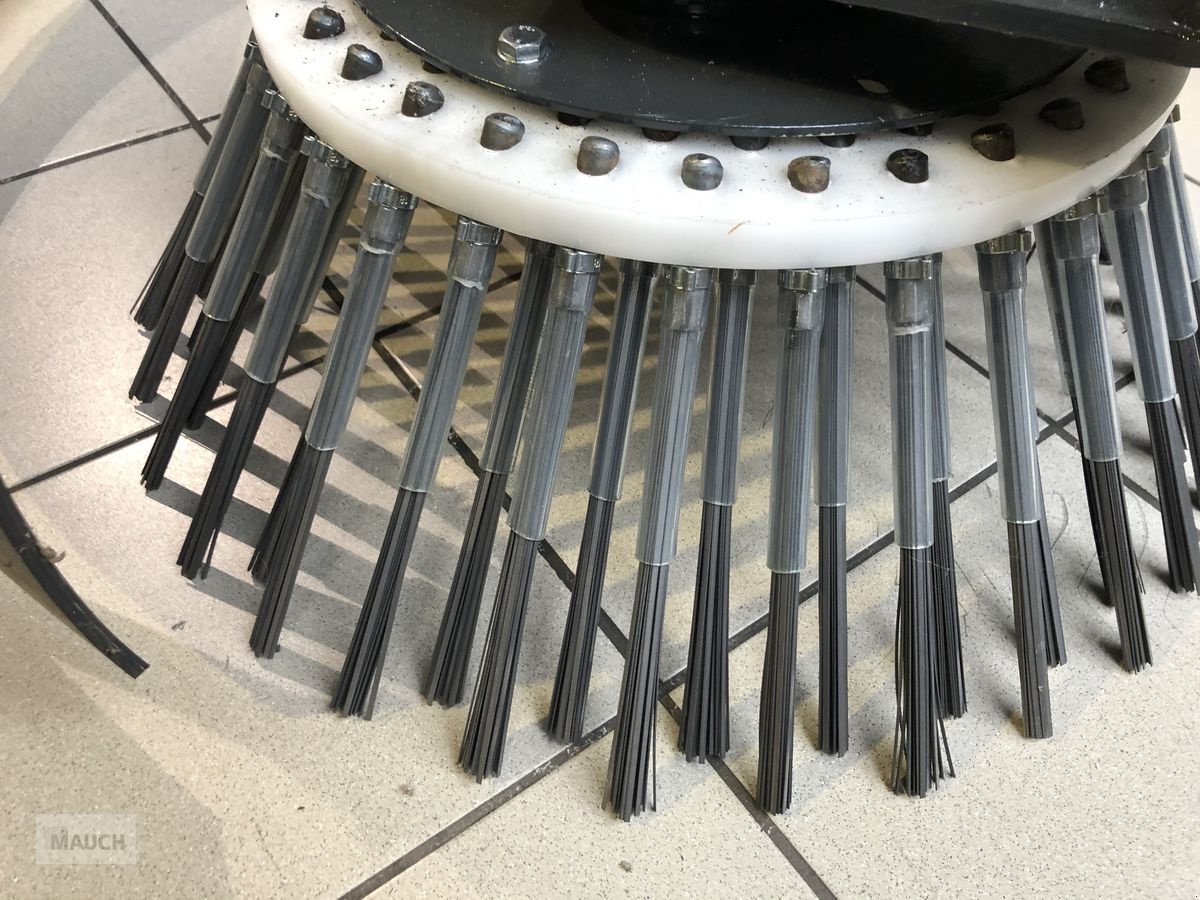 Sitzrasenmäher typu Greentec Wildkrautbürste BR 70 rechts, Neumaschine v Burgkirchen (Obrázek 4)