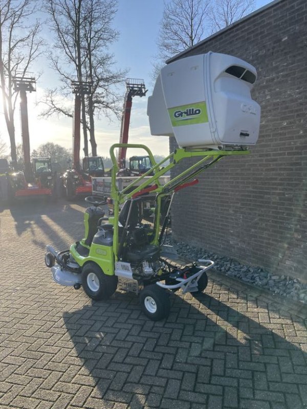 Sitzrasenmäher tip Grillo FD 450 22pk Frontmaaier met opvang, Neumaschine in Laren Gld (Poză 3)
