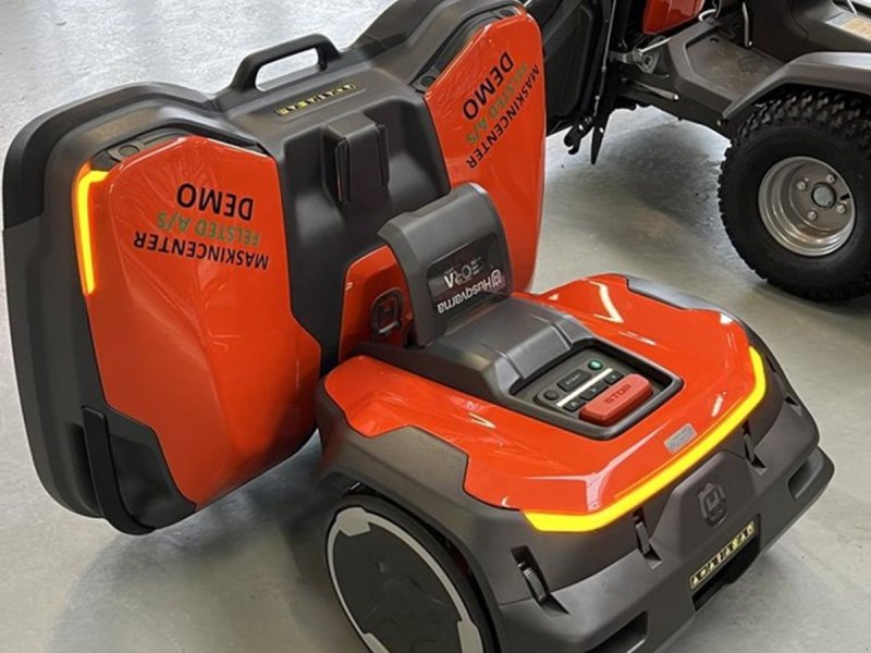 Sitzrasenmäher typu Husqvarna CEORA 546 EPOS, Gebrauchtmaschine w Aabenraa (Zdjęcie 1)