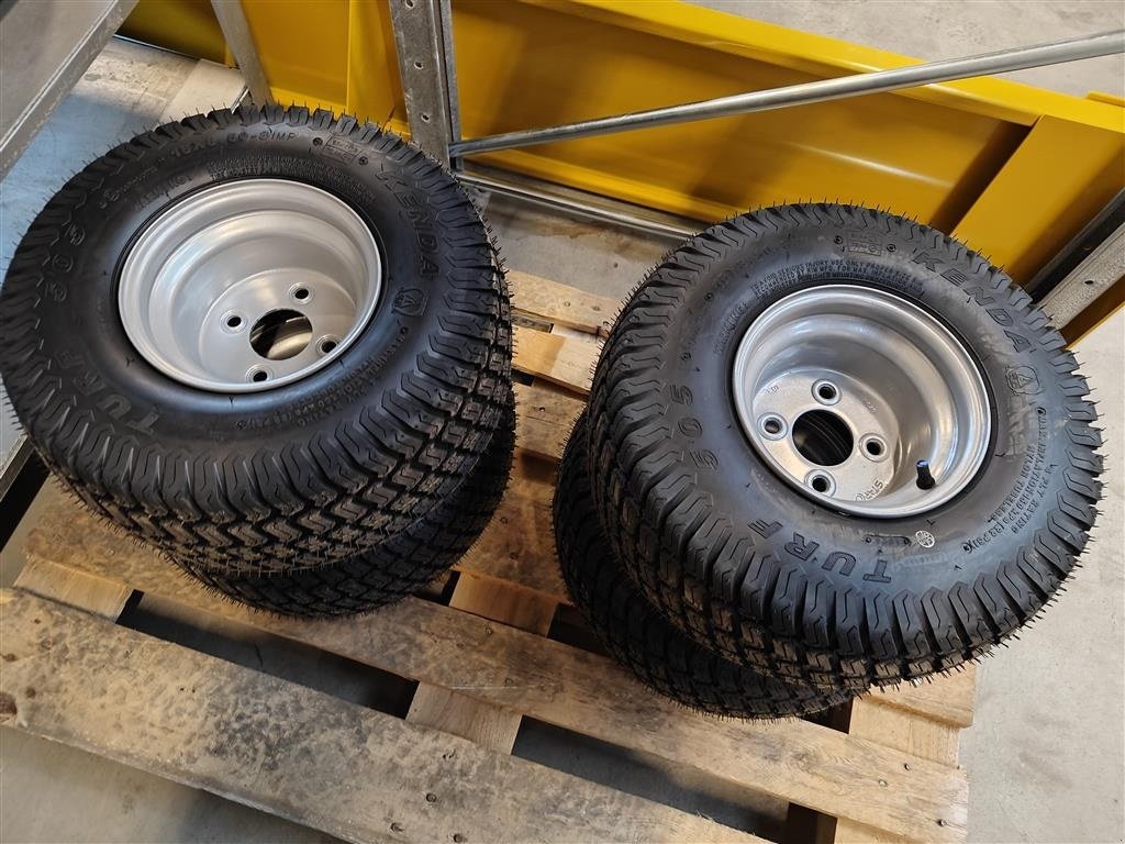 Sitzrasenmäher des Typs Husqvarna P 524 KOMPLET HJULSÆT, Gebrauchtmaschine in Holstebro (Bild 1)