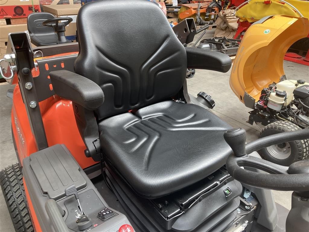 Sitzrasenmäher des Typs Husqvarna P525DX inkl. 155 X cm Combi klippebord, Gebrauchtmaschine in Roskilde (Bild 9)