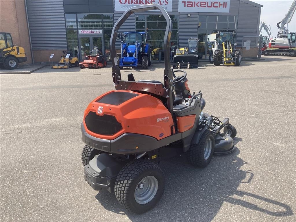 Sitzrasenmäher des Typs Husqvarna P525DX inkl. 155 X cm Combi klippebord, Gebrauchtmaschine in Roskilde (Bild 5)