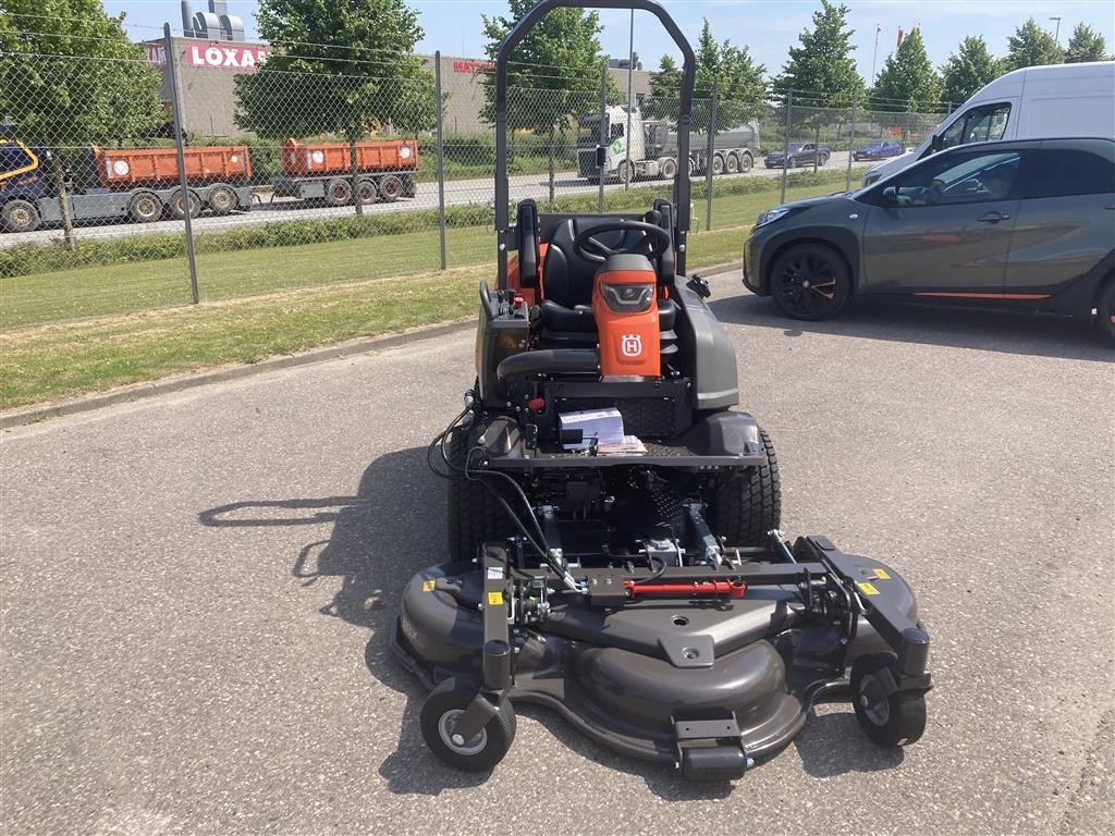 Sitzrasenmäher des Typs Husqvarna P525DX inkl. 155 X cm Combi klippebord, Gebrauchtmaschine in Roskilde (Bild 3)