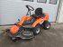 Sitzrasenmäher des Typs Husqvarna R 214T - 103cm klippebord OBS: inkl. 103cm klippebord, Gebrauchtmaschine in Holstebro (Bild 1)