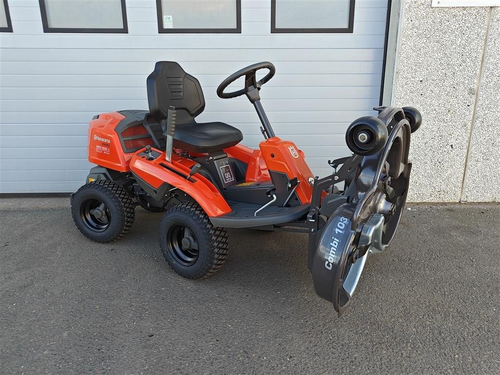 Sitzrasenmäher des Typs Husqvarna R 214TC Comfort - 103cm klippebord, Gebrauchtmaschine in Holstebro (Bild 12)