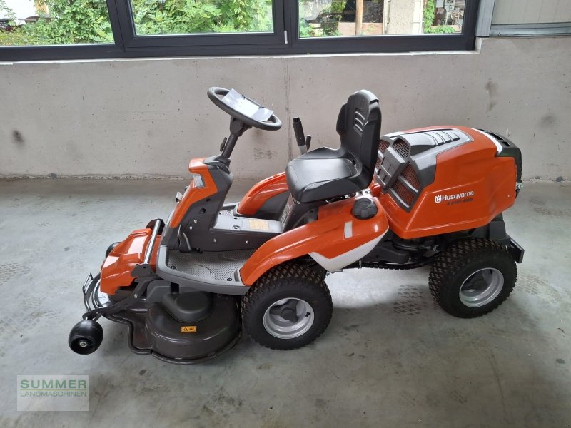 Sitzrasenmäher typu Husqvarna R 216T AWD ohne Mähwerk, Neumaschine v Pforzheim (Obrázek 2)