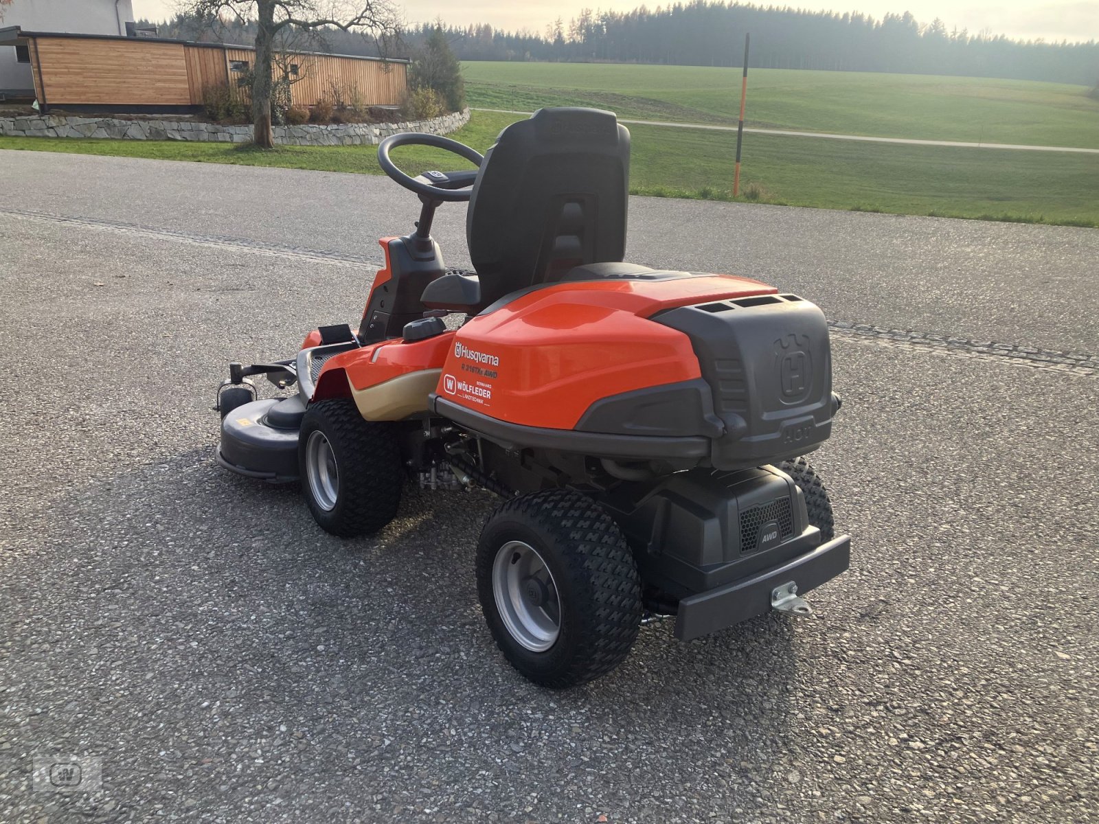 Sitzrasenmäher des Typs Husqvarna R 316 TXs AWD, Gebrauchtmaschine in Zell an der Pram (Bild 5)