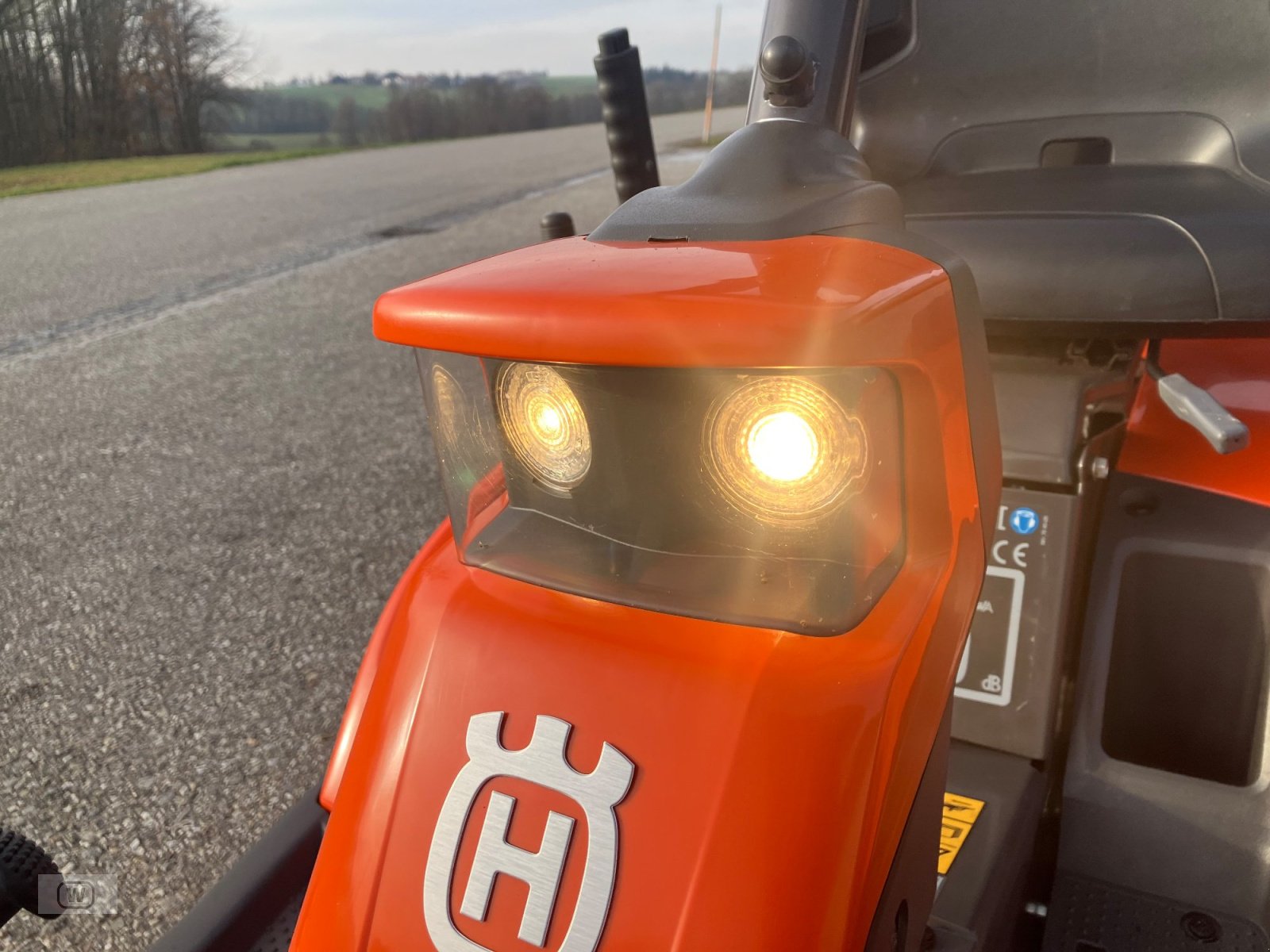 Sitzrasenmäher des Typs Husqvarna R 316 TXs AWD, Gebrauchtmaschine in Zell an der Pram (Bild 11)