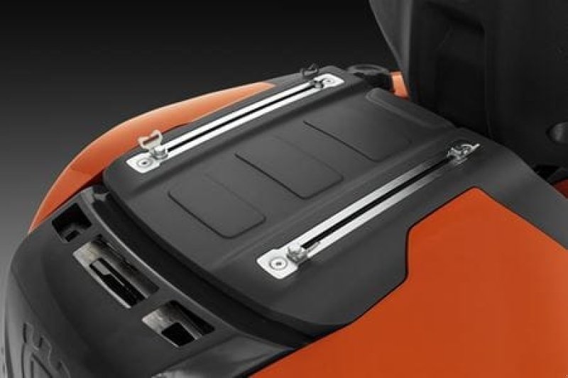 Sitzrasenmäher Türe ait Husqvarna R 316TsX AWD inkl. Combi 112 cm klipperbord, Gebrauchtmaschine içinde Roskilde (resim 4)