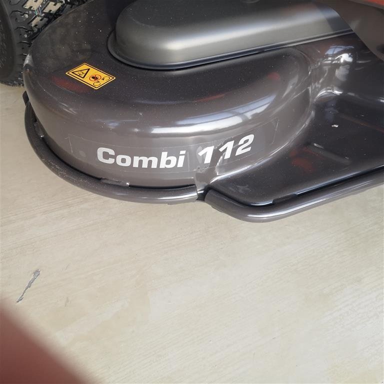 Sitzrasenmäher des Typs Husqvarna R 316TsX AWD, Gebrauchtmaschine in Glamsbjerg (Bild 5)