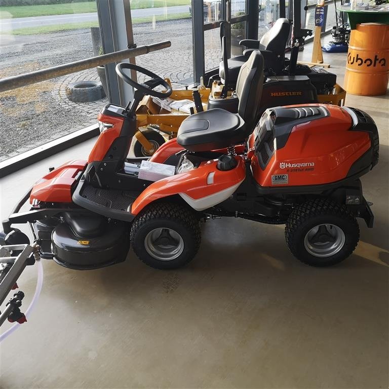 Sitzrasenmäher des Typs Husqvarna R 316TsX AWD, Gebrauchtmaschine in Glamsbjerg (Bild 4)
