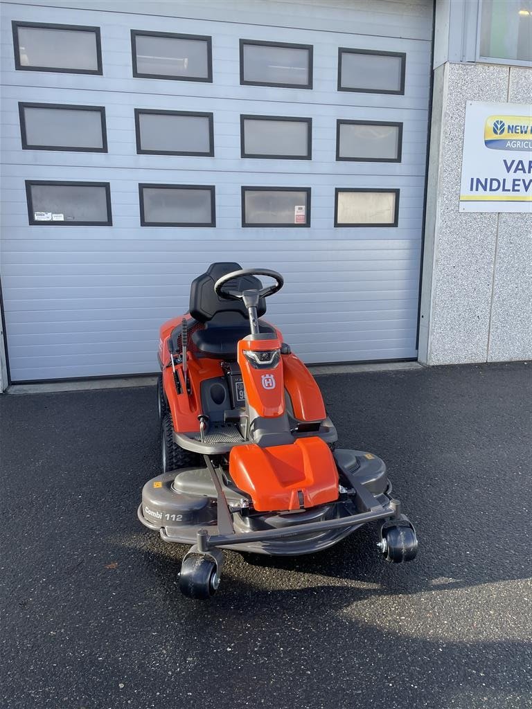 Sitzrasenmäher des Typs Husqvarna R 316TX Inkl. 112 cm klipper, Gebrauchtmaschine in Holstebro (Bild 4)