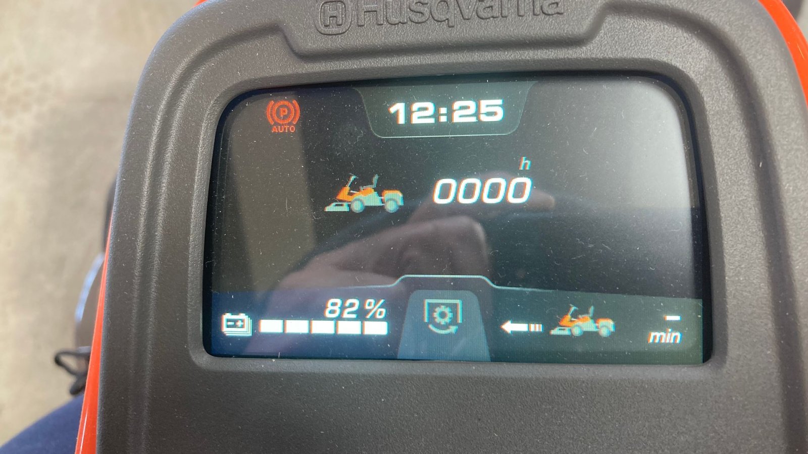 Sitzrasenmäher типа Husqvarna R200IX AWD Long Range Elektrisk, Gebrauchtmaschine в Roskilde (Фотография 11)