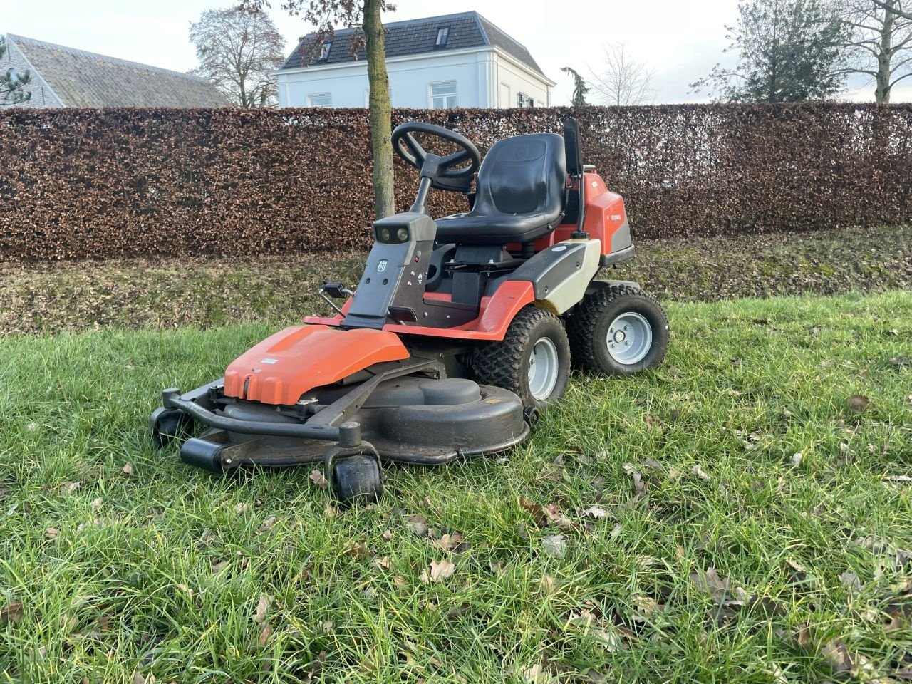 Sitzrasenmäher van het type Husqvarna R422Ts awd, Gebrauchtmaschine in Kesteren (Foto 2)