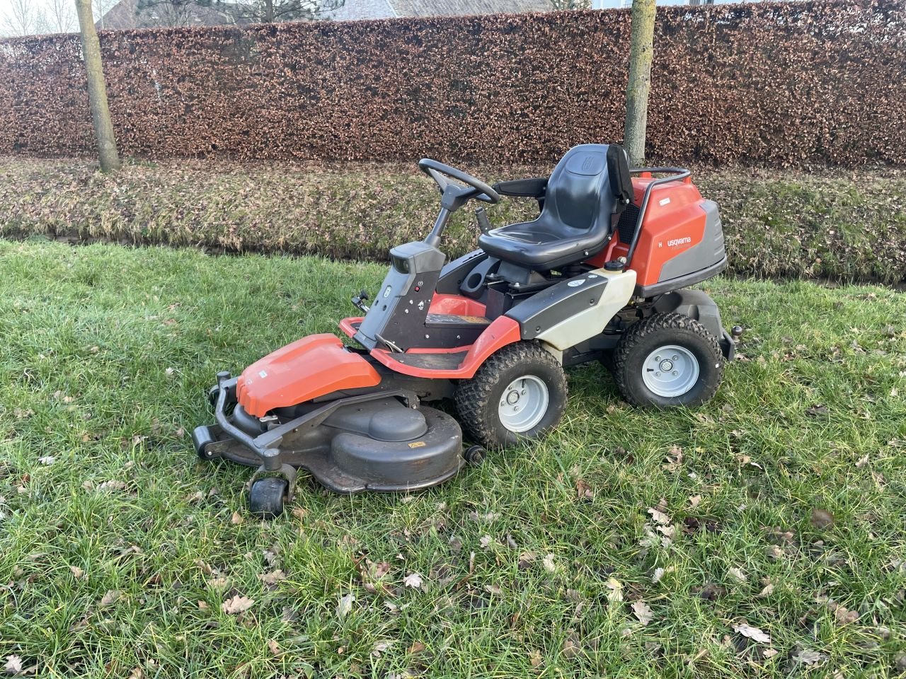 Sitzrasenmäher van het type Husqvarna R422Ts awd, Gebrauchtmaschine in Kesteren (Foto 5)