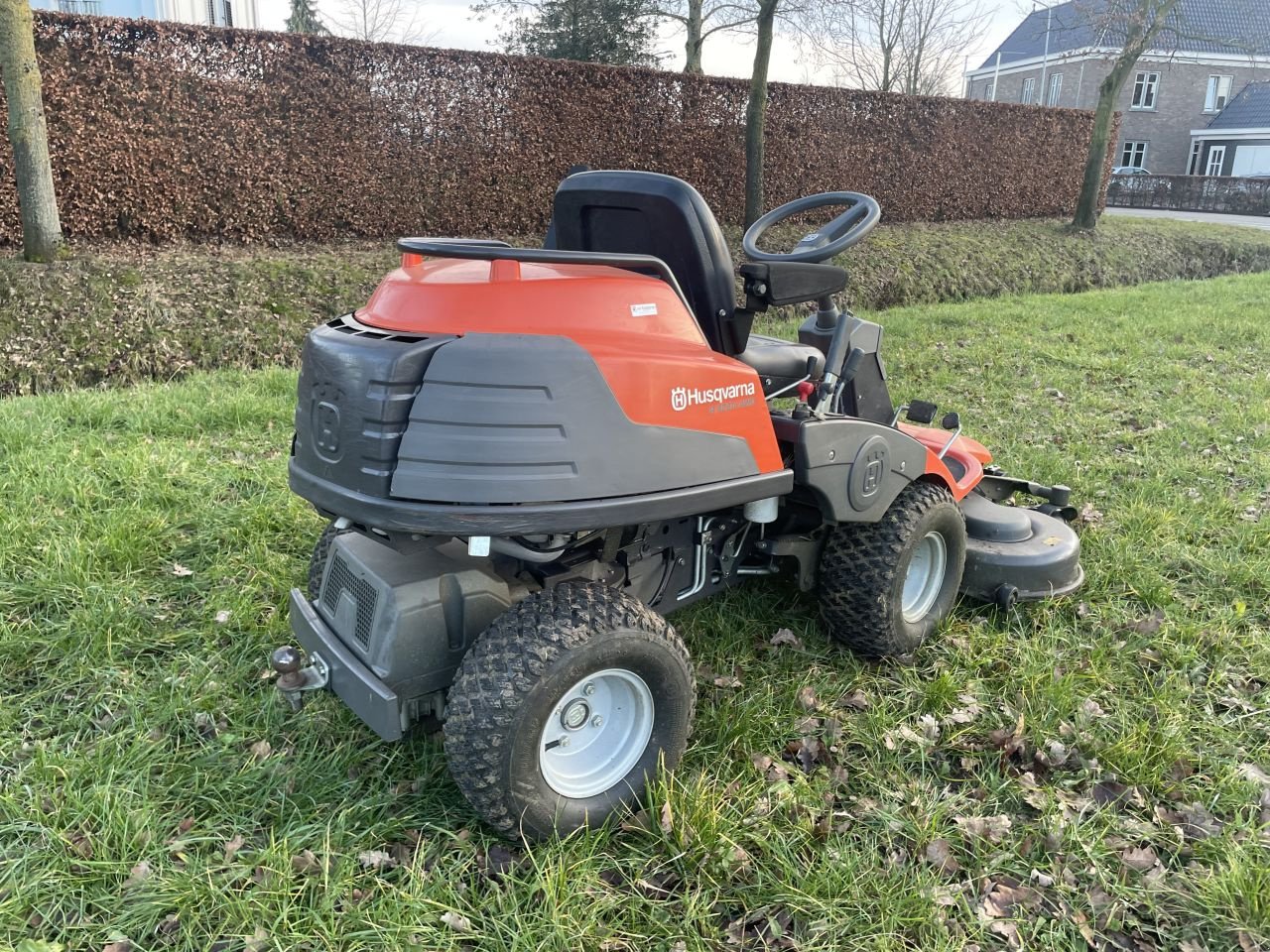 Sitzrasenmäher van het type Husqvarna R422Ts awd, Gebrauchtmaschine in Kesteren (Foto 3)