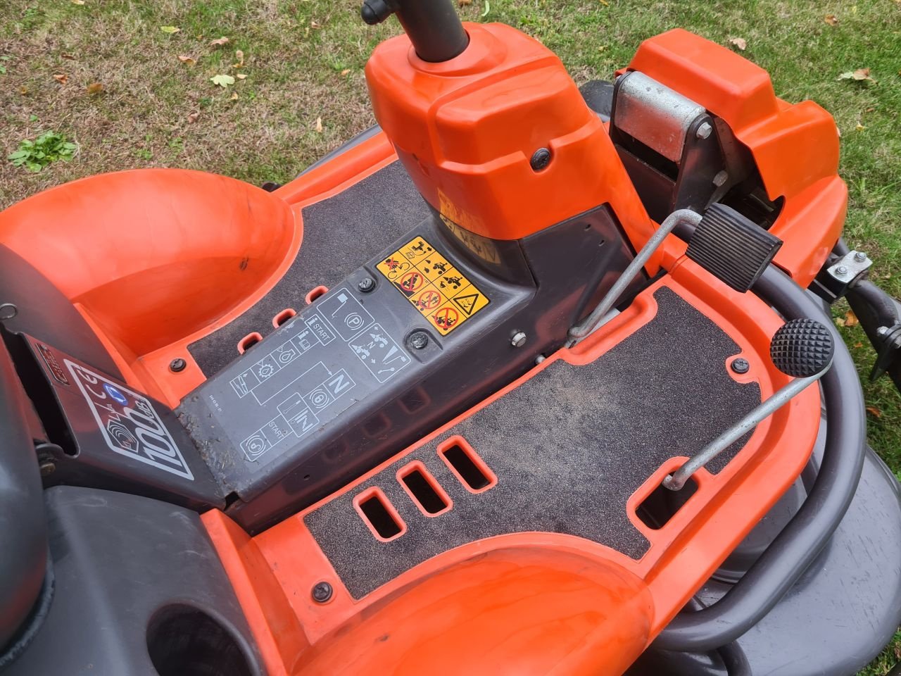 Sitzrasenmäher typu Husqvarna Rider 16, Gebrauchtmaschine v Lierop (Obrázek 10)