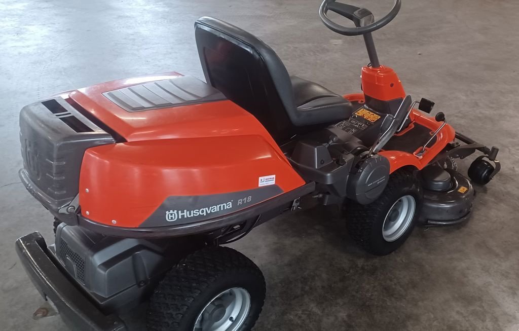 Sitzrasenmäher typu Husqvarna RIDER 18, Gebrauchtmaschine v Hasselt (Obrázek 3)