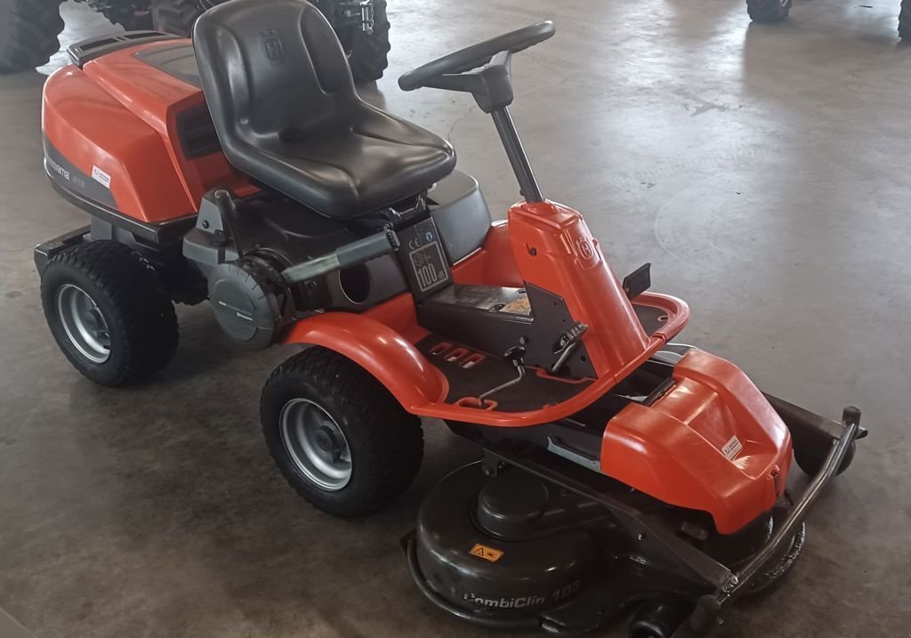 Sitzrasenmäher typu Husqvarna RIDER 18, Gebrauchtmaschine v Hasselt (Obrázek 1)