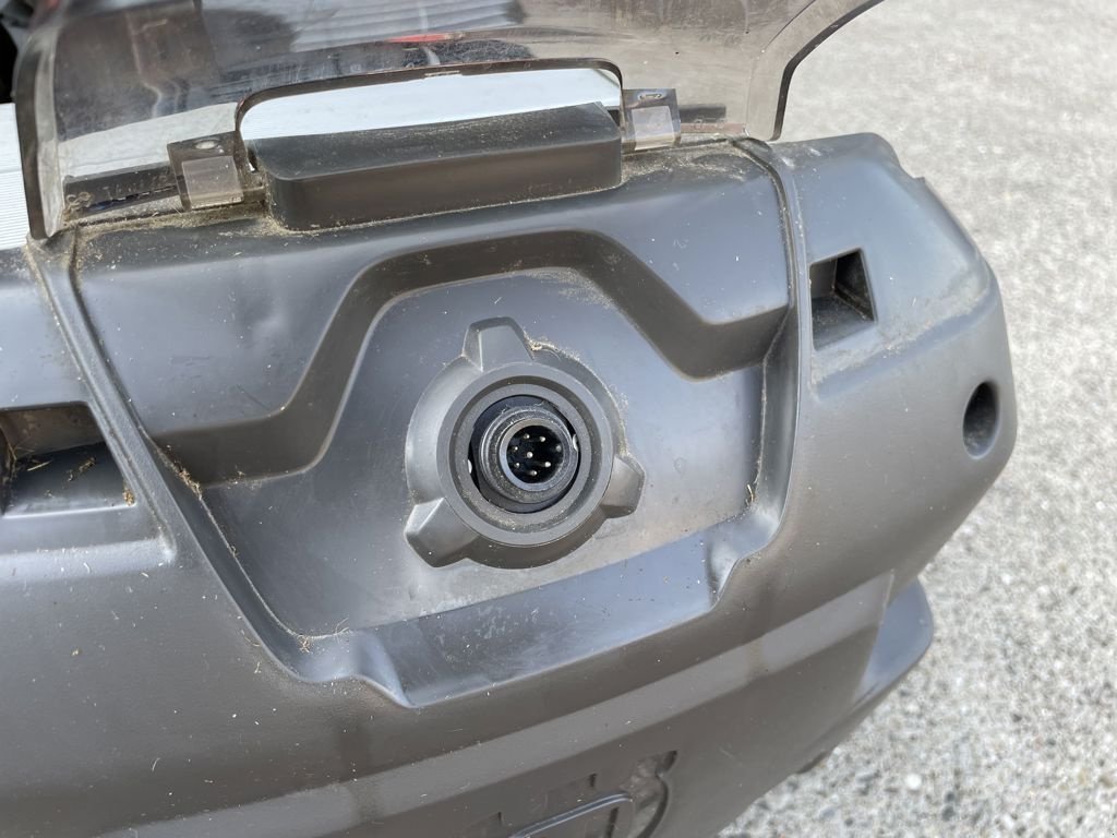 Sitzrasenmäher des Typs Husqvarna RIDER112IC, Gebrauchtmaschine in Hasselt (Bild 9)