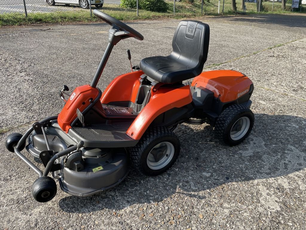 Sitzrasenmäher des Typs Husqvarna RIDER112IC, Gebrauchtmaschine in Hasselt (Bild 4)
