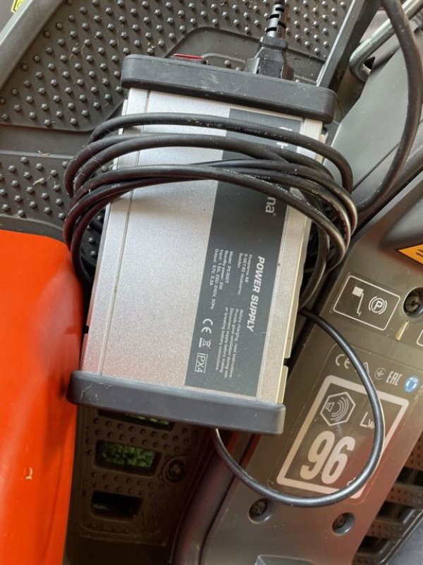 Sitzrasenmäher des Typs Husqvarna RIDER112IC, Gebrauchtmaschine in Hasselt (Bild 10)