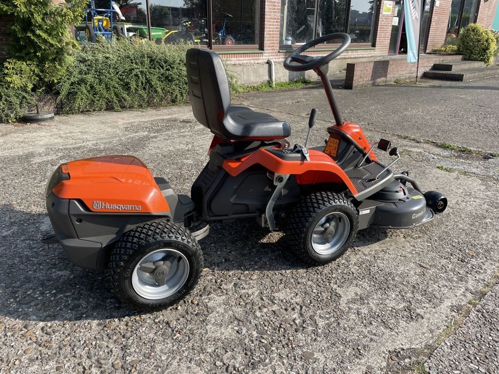 Sitzrasenmäher des Typs Husqvarna RIDER112IC, Gebrauchtmaschine in Hasselt (Bild 2)