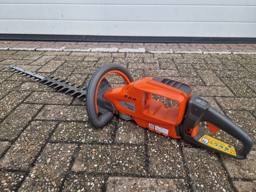 Sitzrasenmäher des Typs Husqvarna SET ACCUPRODUCTEN, Gebrauchtmaschine in MARIENHEEM (Bild 5)