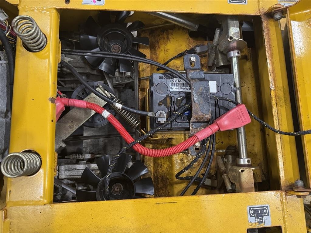 Sitzrasenmäher tipa Hustler  Sonstiges, Gebrauchtmaschine u Haderup (Slika 12)