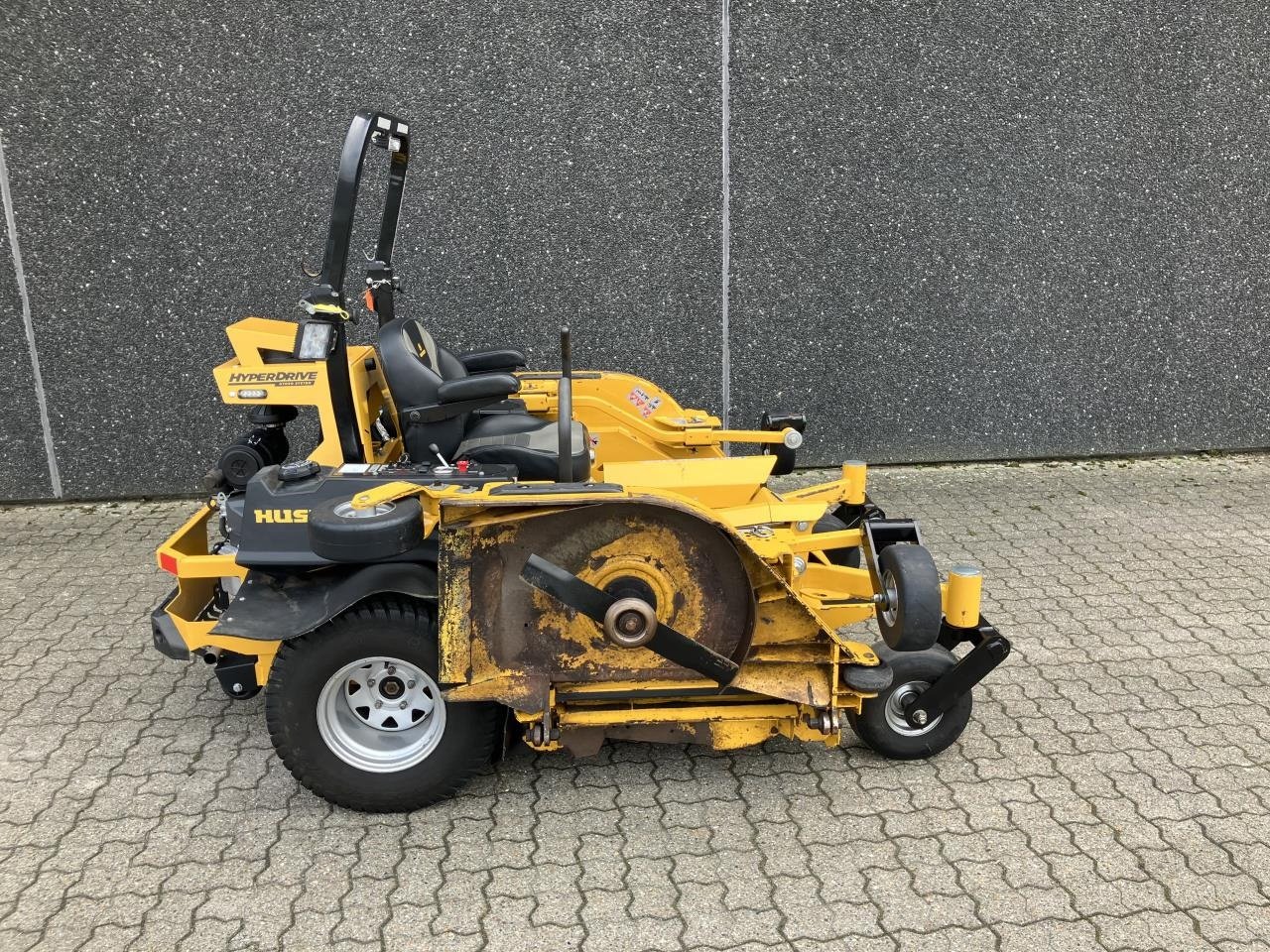 Sitzrasenmäher tip Hustler  SUPER 104, Gebrauchtmaschine in Brønderslev (Poză 4)