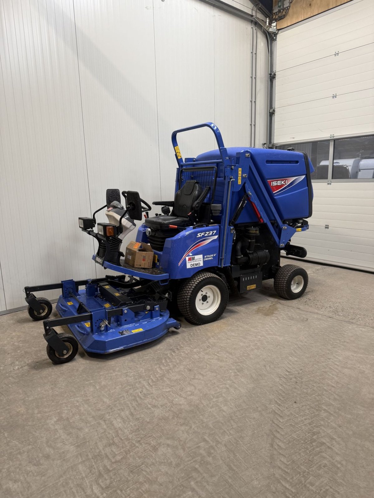 Sitzrasenmäher του τύπου Iseki Sf237, Gebrauchtmaschine σε Wadenoijen (Φωτογραφία 2)