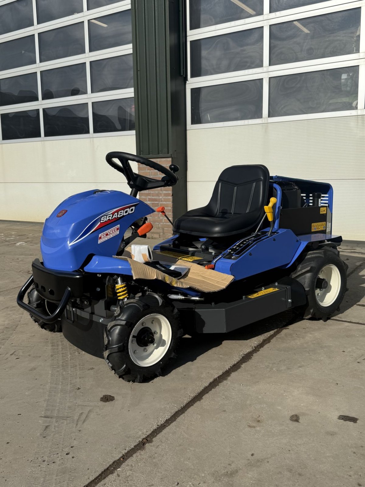 Sitzrasenmäher typu Iseki Sra800, Gebrauchtmaschine v Wadenoijen (Obrázek 1)