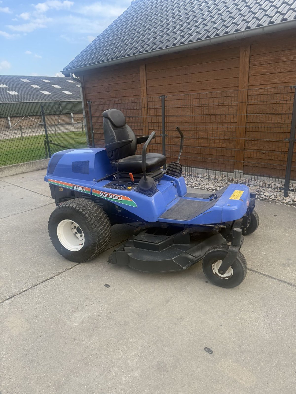 Sitzrasenmäher typu Iseki Sz330, Gebrauchtmaschine w Wadenoijen (Zdjęcie 1)