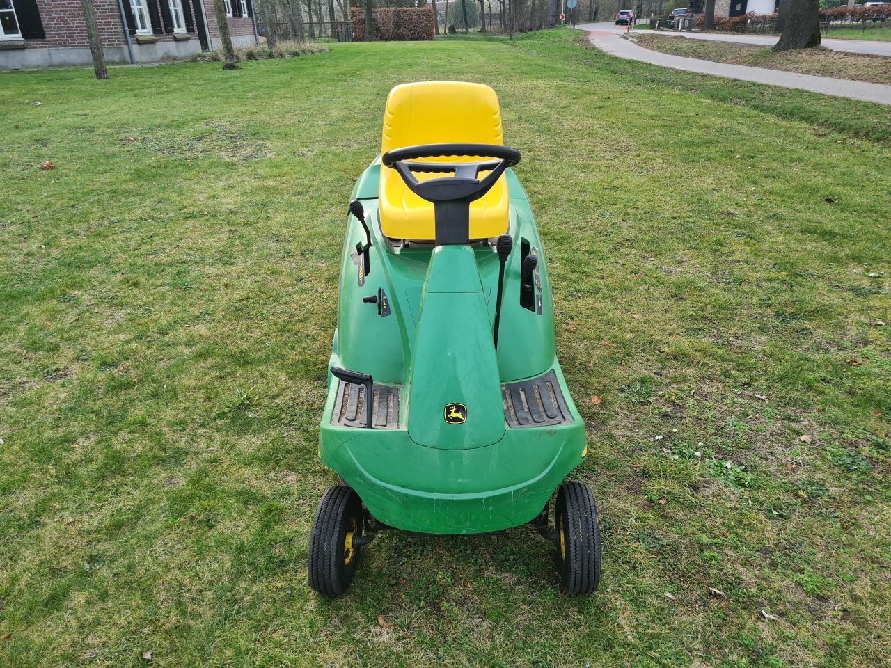 Sitzrasenmäher типа John Deere -, Gebrauchtmaschine в Lierop (Фотография 2)