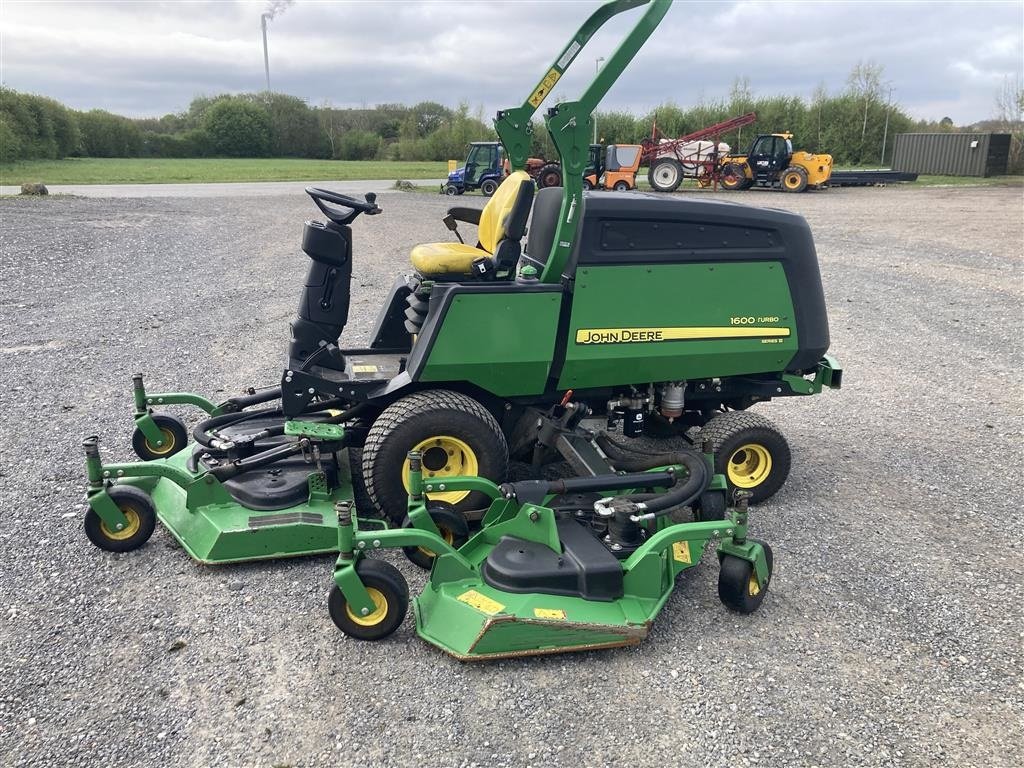 Sitzrasenmäher typu John Deere 1600 TURBO WAM, Gebrauchtmaschine v Glamsbjerg (Obrázek 3)