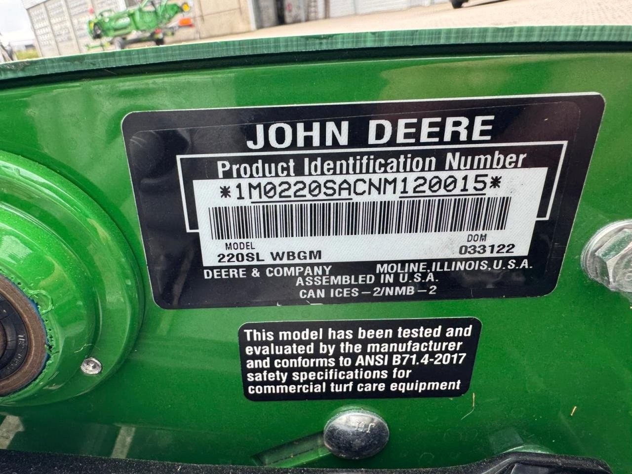 Sitzrasenmäher van het type John Deere 220SL PRECISION CUT, Gebrauchtmaschine in Trige (Foto 3)