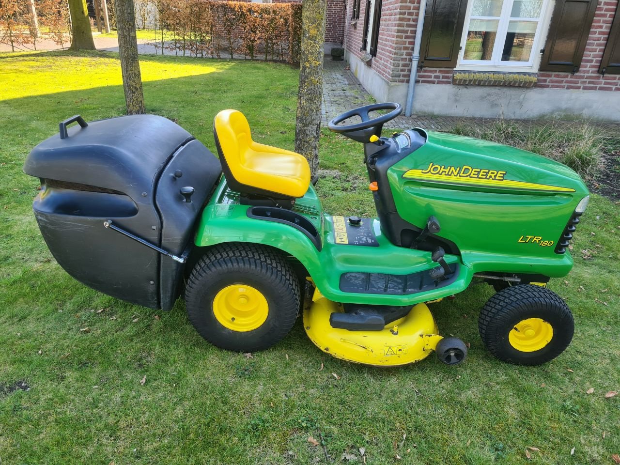 Sitzrasenmäher от тип John Deere LTR180, Gebrauchtmaschine в Lierop (Снимка 4)