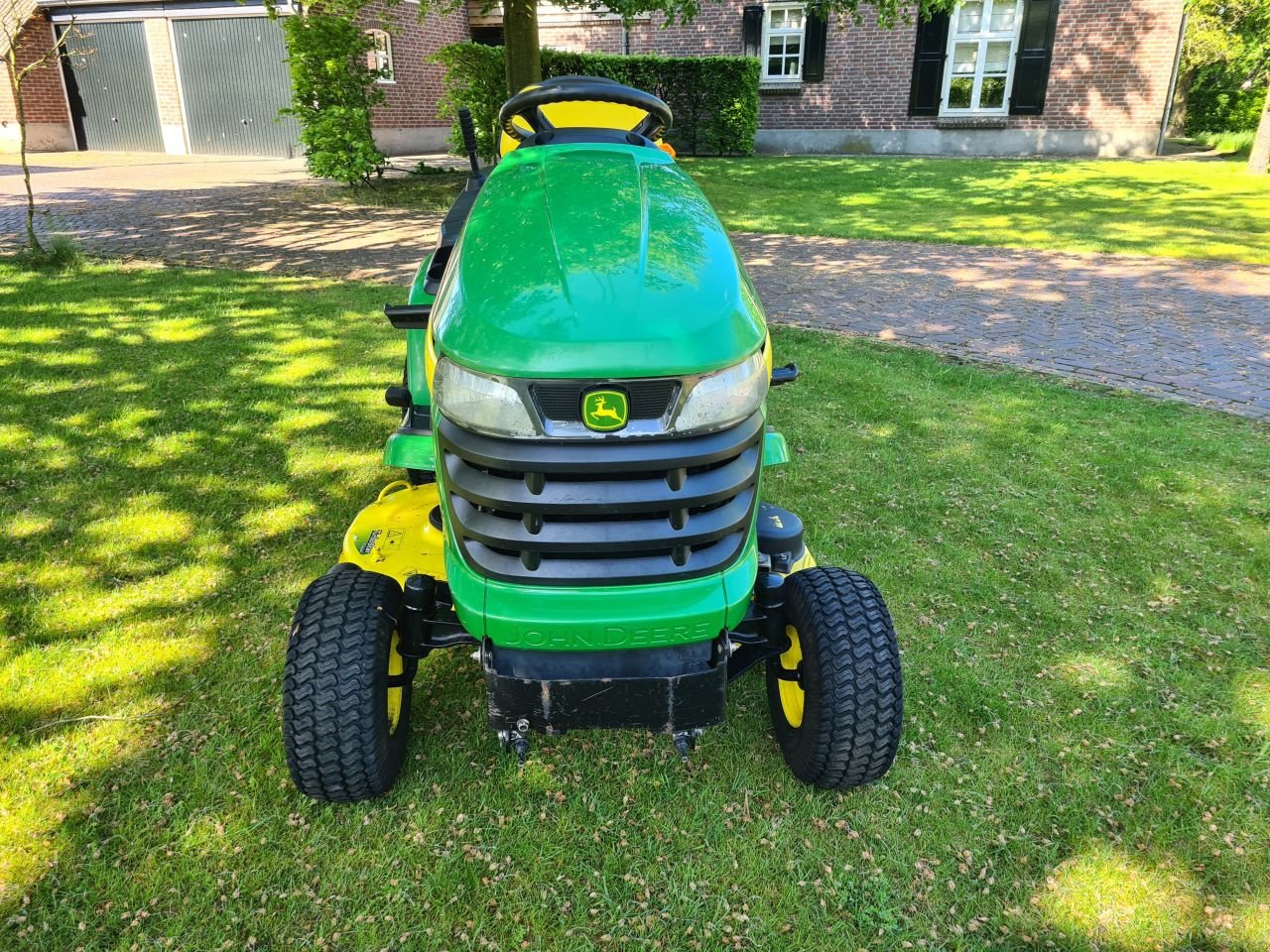 Sitzrasenmäher of the type John Deere X300R, Gebrauchtmaschine in Lierop (Picture 2)